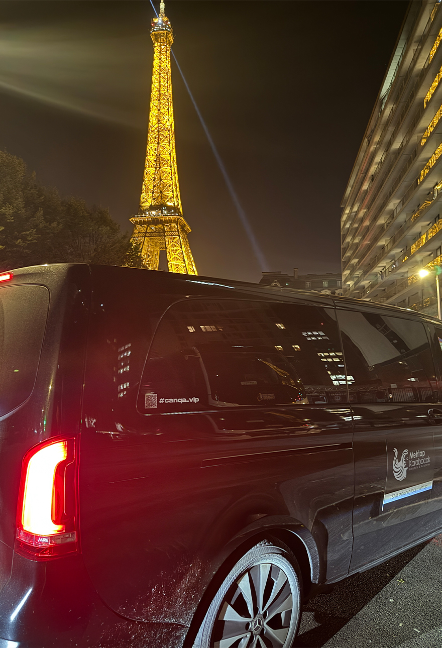 CanQa-VIP-Fahrzeug bei Nacht – Eventtransfer