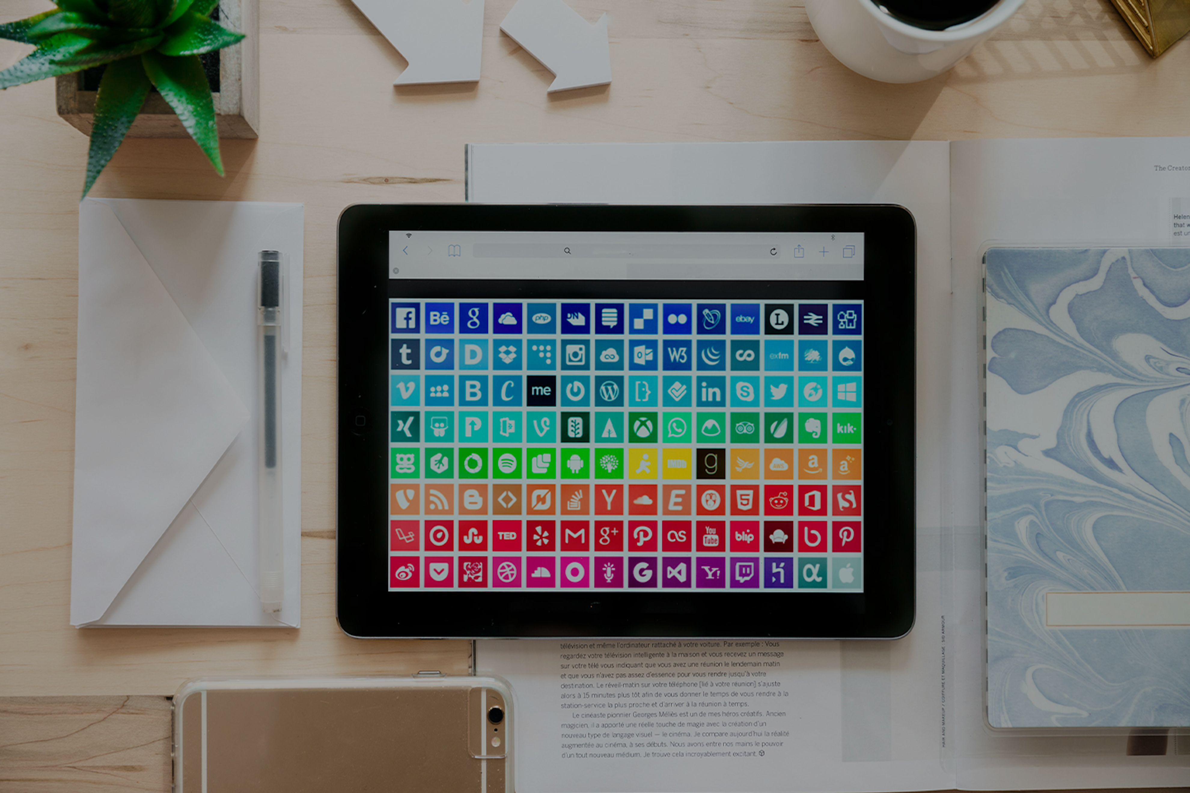Tablet mit App-Oberfläche – App-Design von MME Design